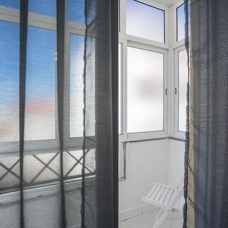 Peniche Sun & Surf Apartment Exteriör bild