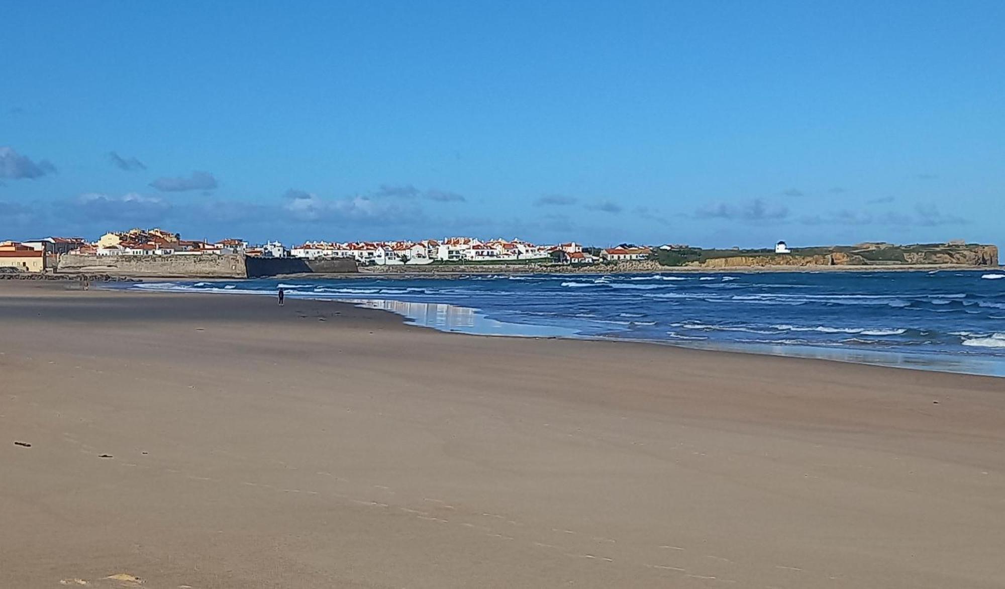 Peniche Sun & Surf Apartment Exteriör bild